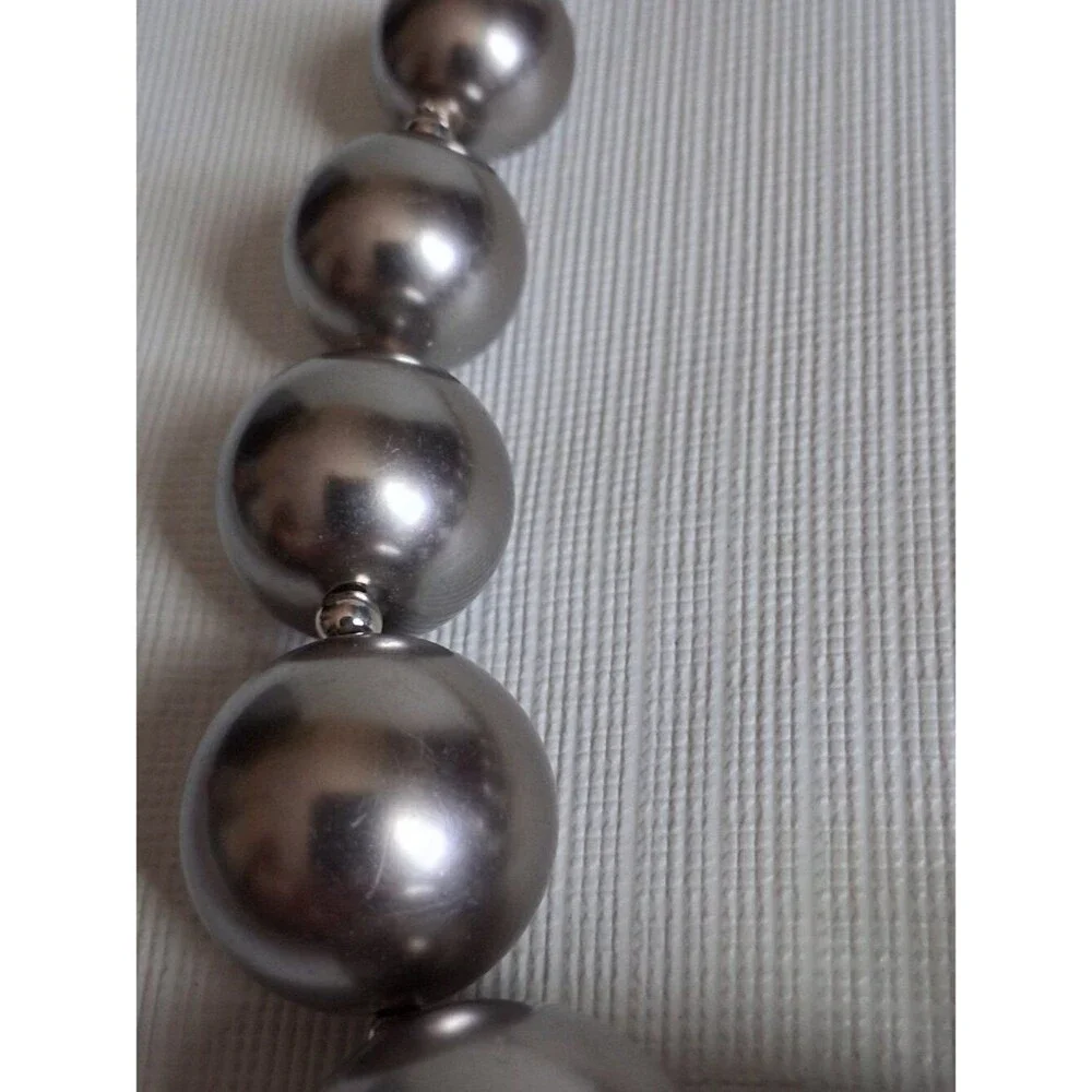 Silver Toned Chunky Acrylic Graduated Beaded Single Strand Statement Necklace